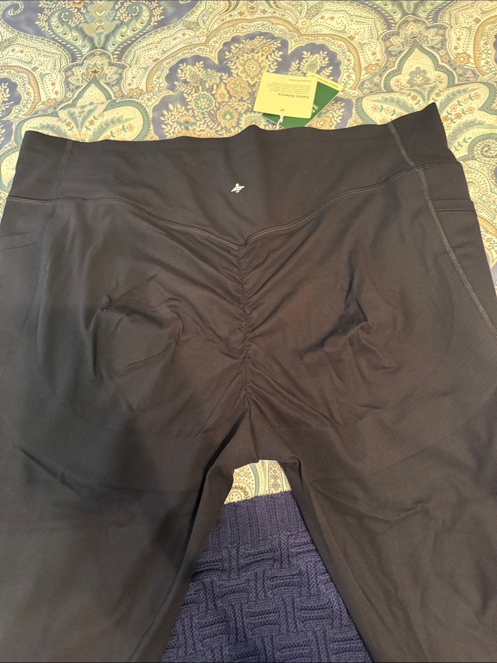HALARA Viral Yoga Pants - Picture 4 of 5